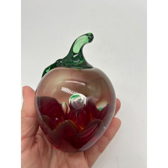 Vintage St. Clair Art Glass Apple Paperweight Fruit Paperweight Signed 4" Great - Picture 6 of 7